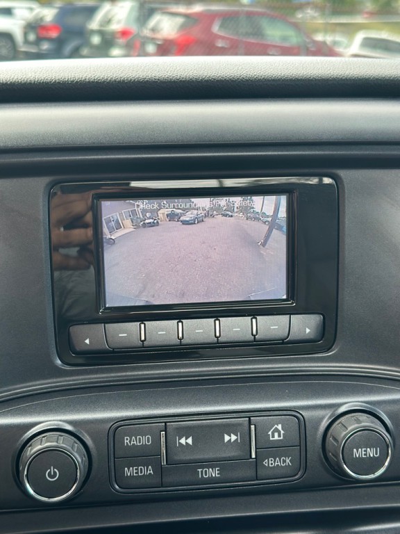 2015 GMC Sierra Image 12