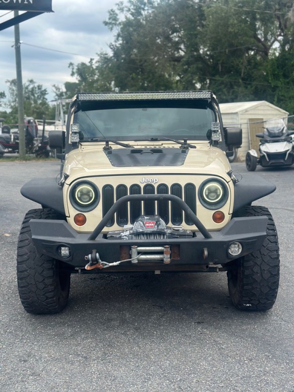 2011 Jeep Wrangler Image 3