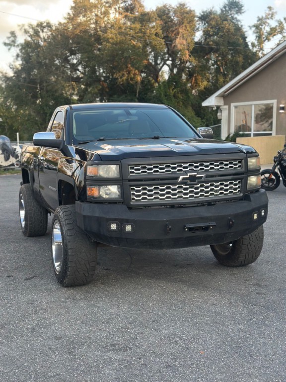 2014 Chevrolet Silverado 1500 Image 2