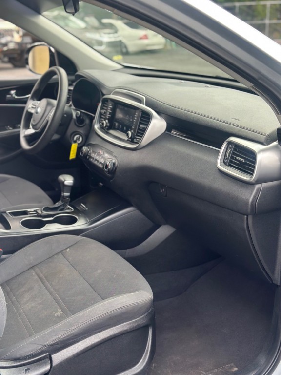 2019 Kia Sorento Image 17