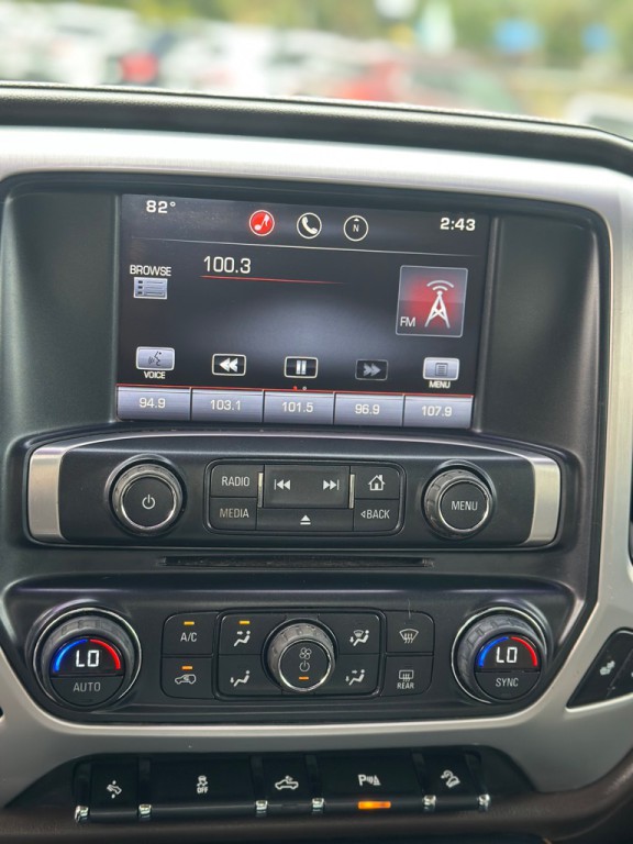 2015 GMC Sierra Image 11