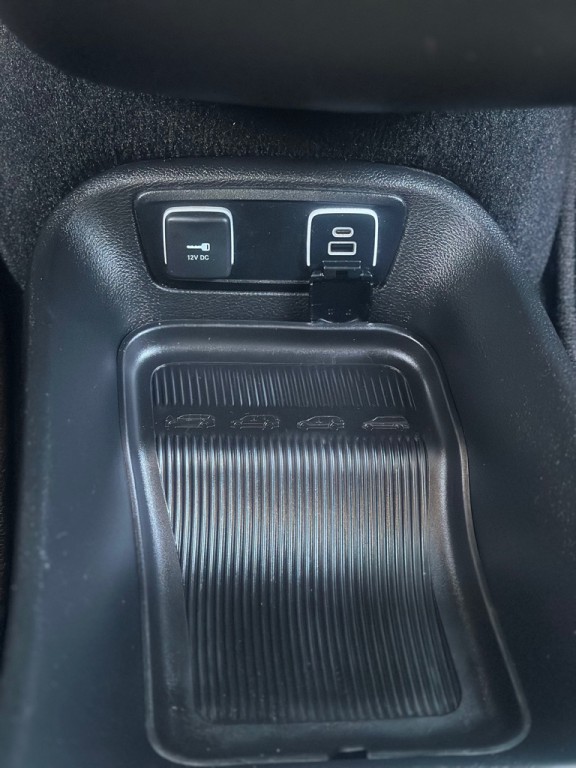 2021 Chrysler Pacifica Image 17