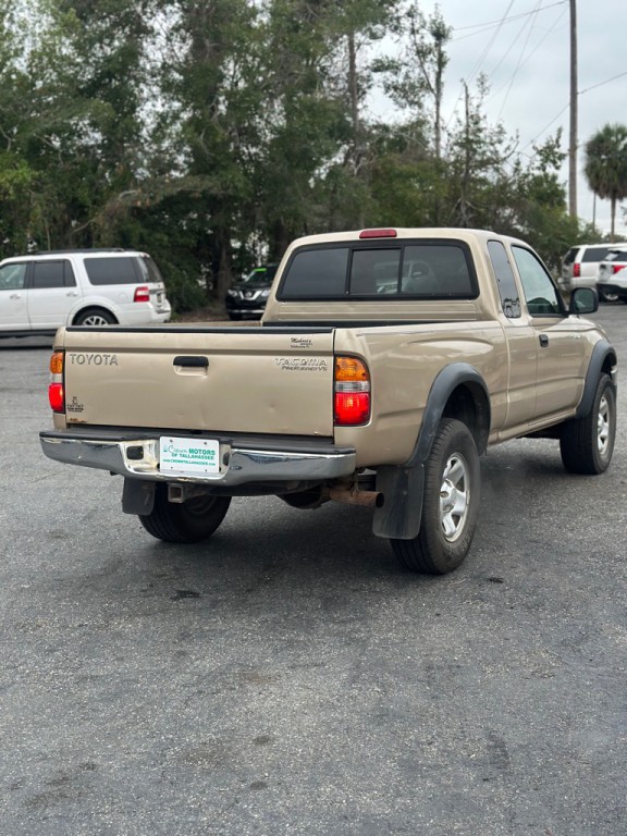 2004 Toyota Tacoma Image 3