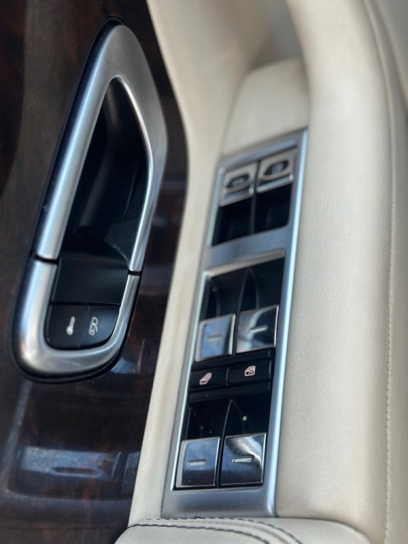 2012 Bentley Continental Image 17