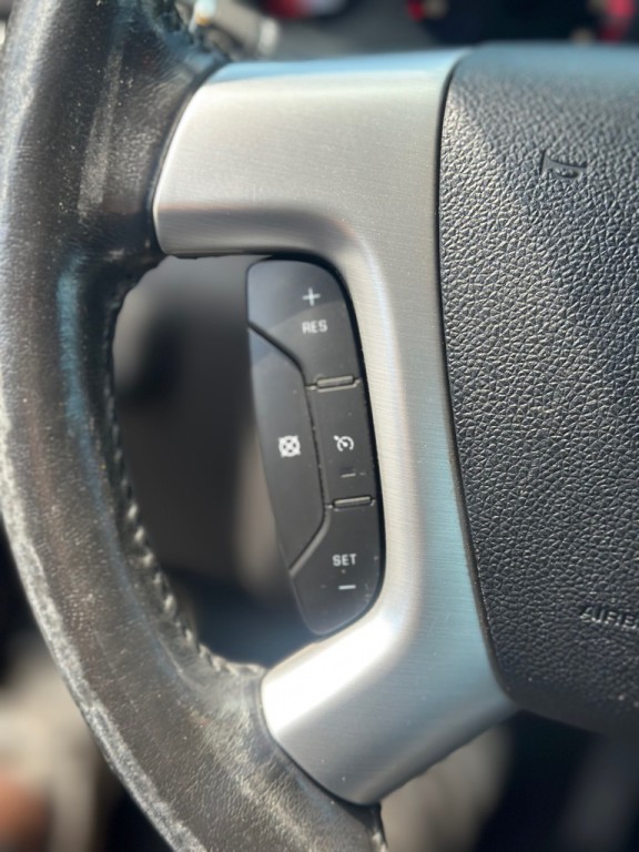 2010 GMC Acadia Image 11