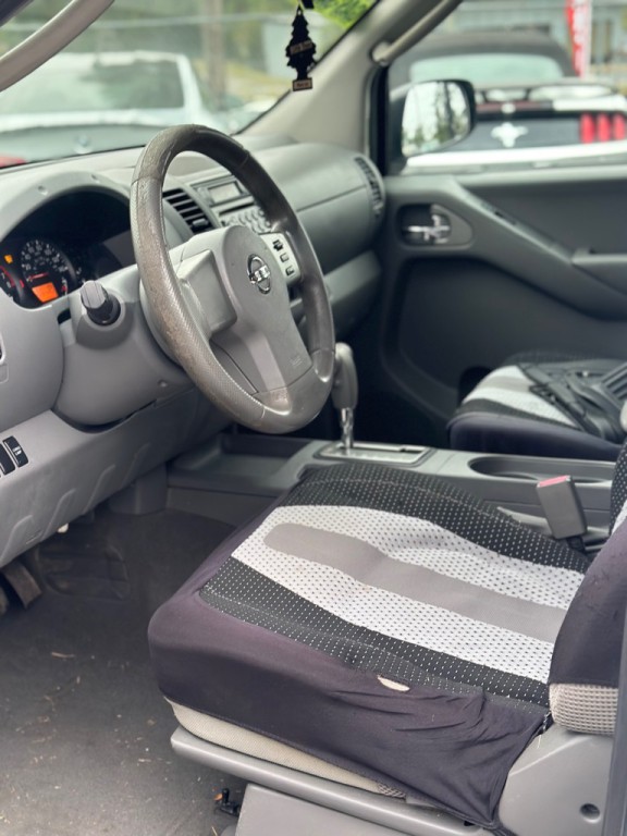 2007 Nissan Frontier Image 7