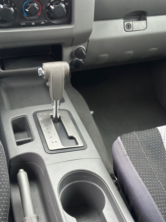 2007 Nissan Frontier Image 13