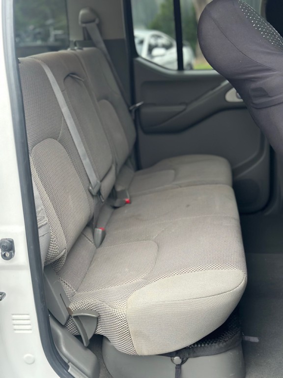 2007 Nissan Frontier Image 16