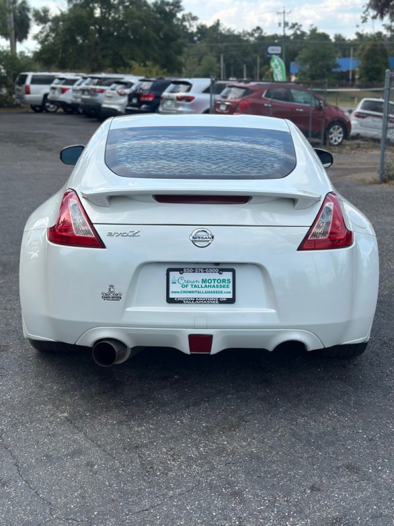 2015 Nissan 370Z Image 5