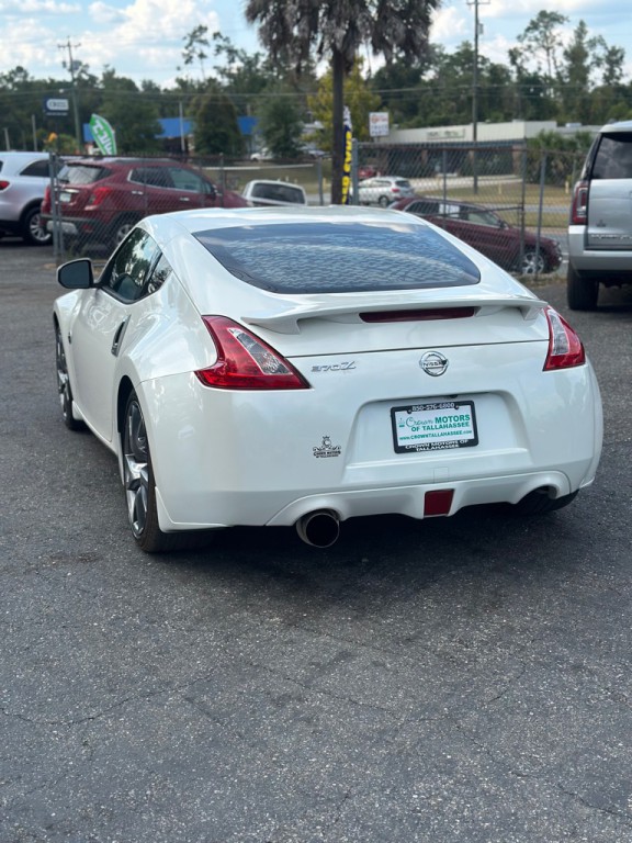 2015 Nissan 370Z Image 6