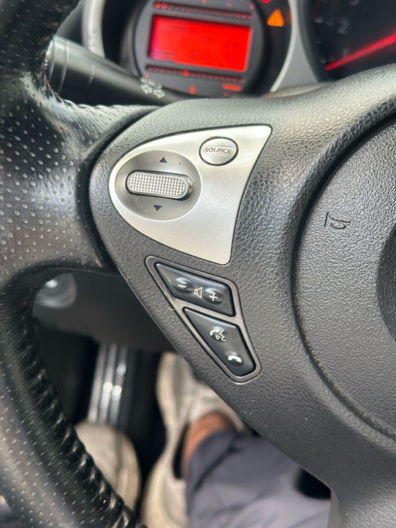 2015 Nissan 370Z Image 11