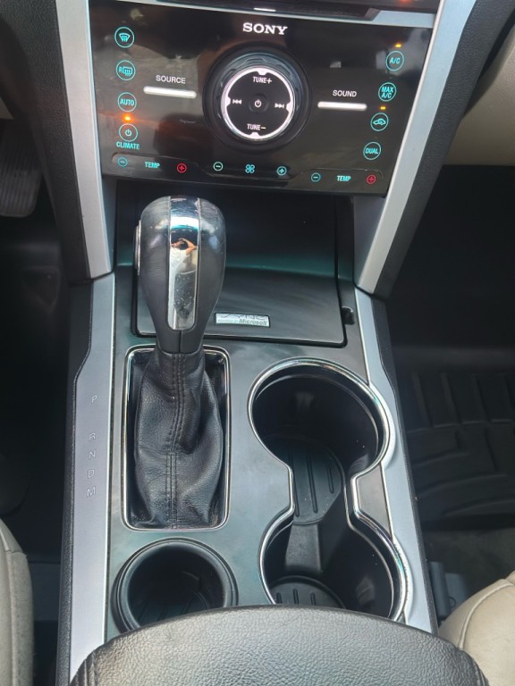 2014 Ford Explorer Image 17