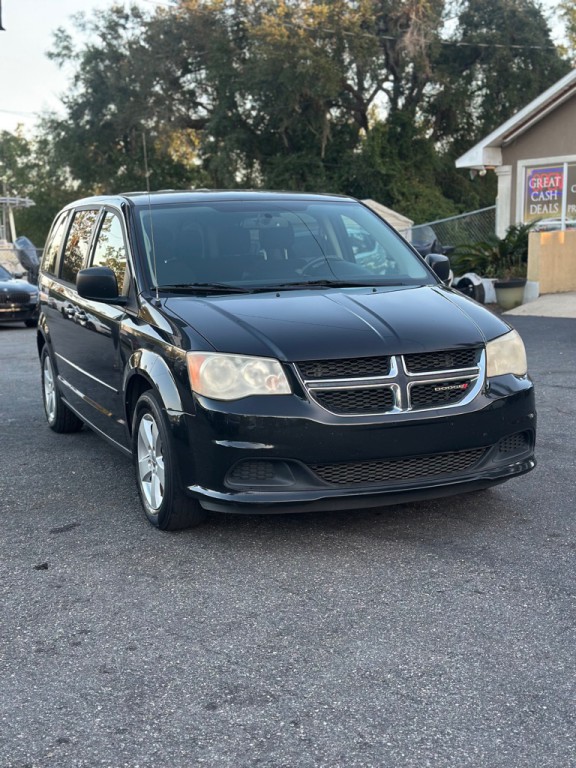2013 Dodge Grand Caravan Image 2