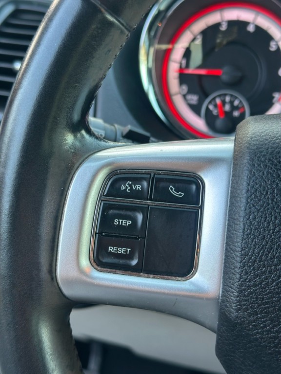 2013 Dodge Grand Caravan Image 9