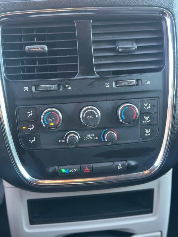 2013 Dodge Grand Caravan Image 12