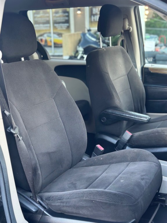 2013 Dodge Grand Caravan Image 14