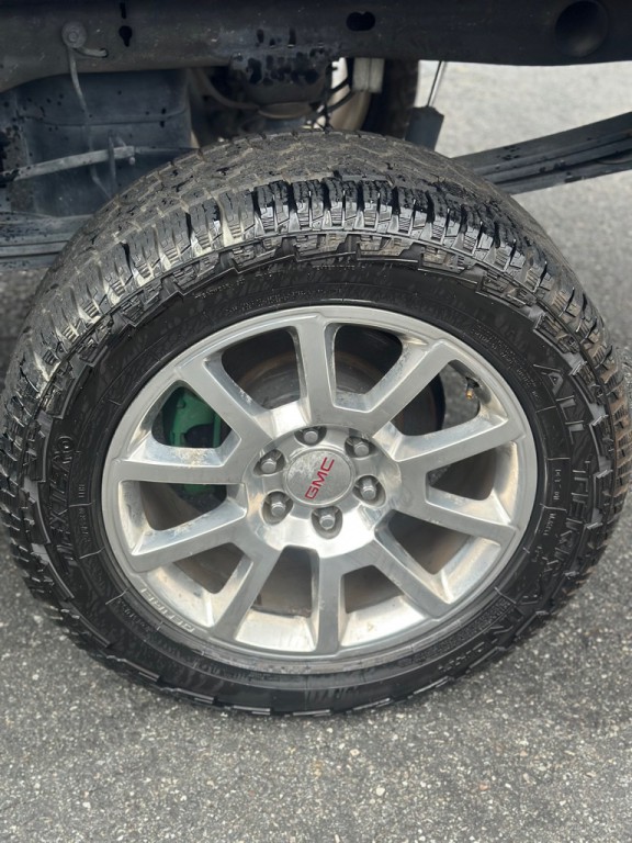 2018 GMC Sierra Image 8