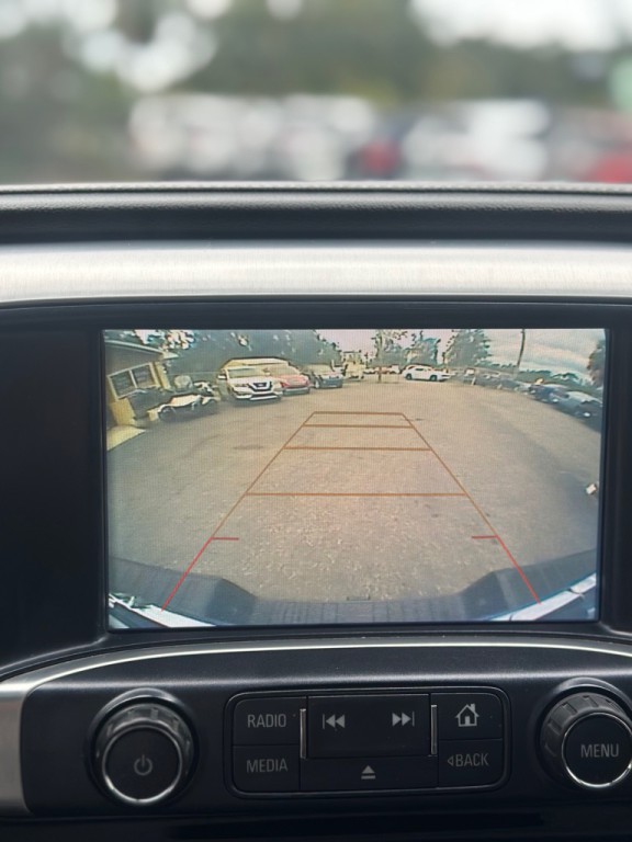 2018 GMC Sierra Image 17