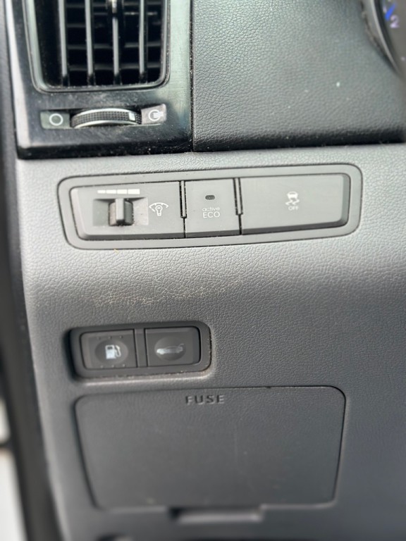 2013 Hyundai Sonata Image 10