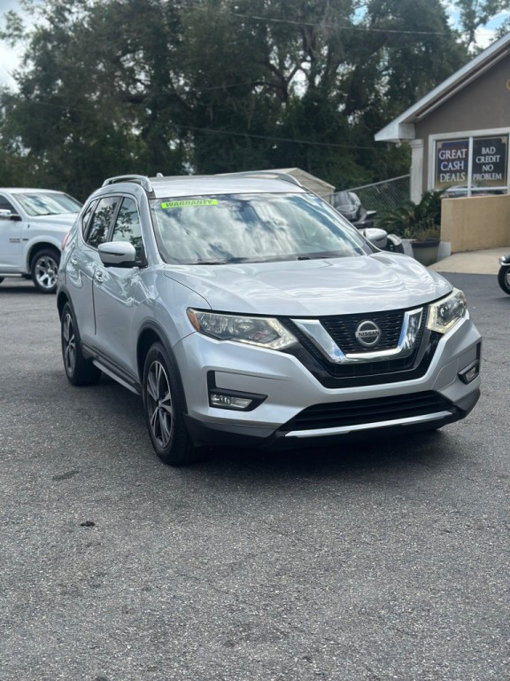 2018 Nissan Rogue Image 3