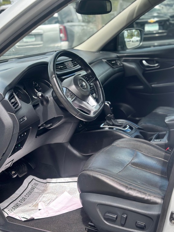 2018 Nissan Rogue Image 7
