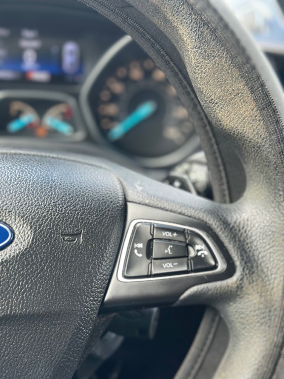 2017 Ford Escape Image 10