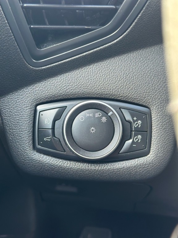 2017 Ford Escape Image 12