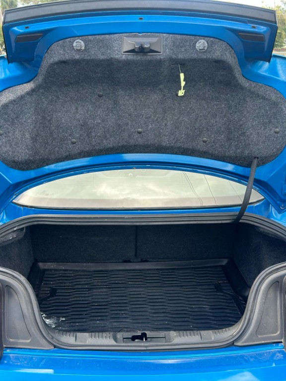 2020 Ford Mustang Image 19