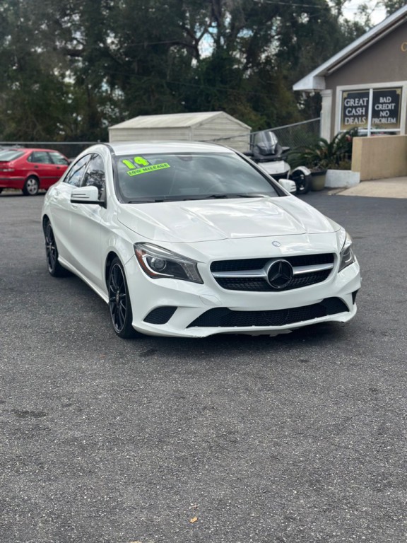 2014 Mercedes-Benz CLA-Class Image 2