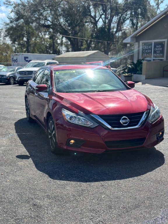 2018 Nissan Altima Image 2