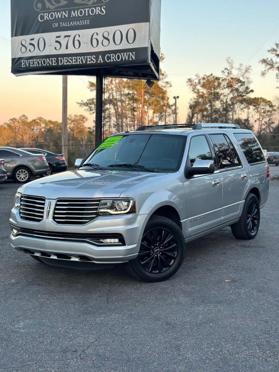 2017 Lincoln Navigator Image 1