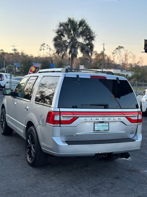 2017 Lincoln Navigator Image 6