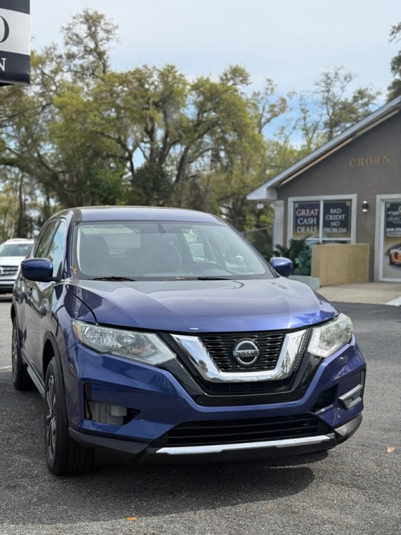 2018 Nissan Rogue Image 2