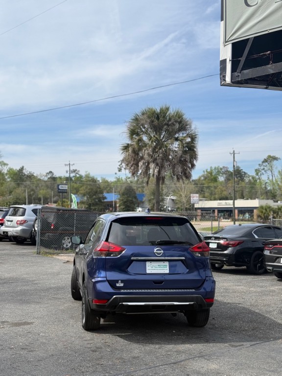 2018 Nissan Rogue Image 4