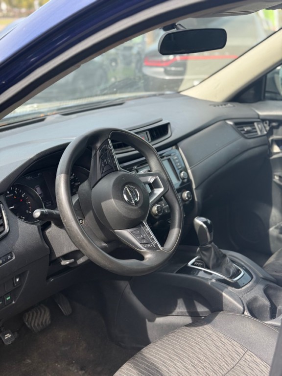 2018 Nissan Rogue Image 6