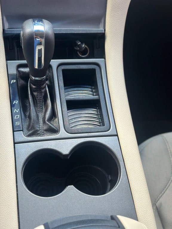 2014 Ford Taurus Image 14