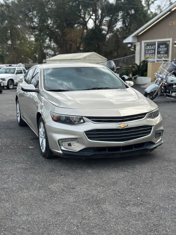 2016 Chevrolet Malibu Image 2