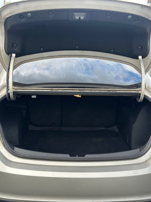 2016 Chevrolet Malibu Image 8