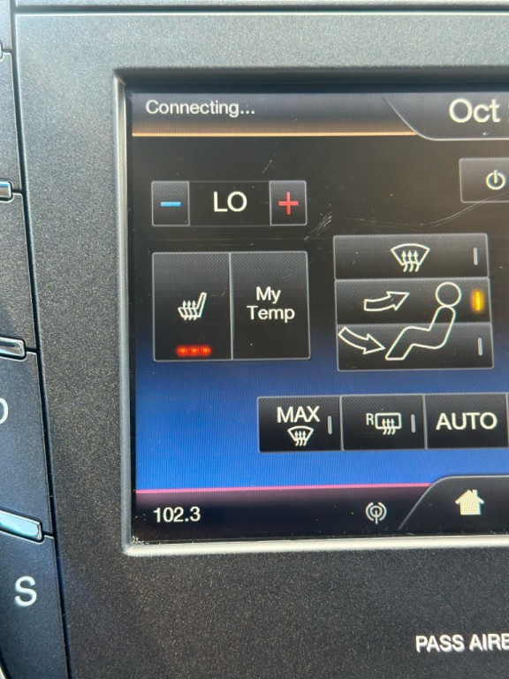 2016 Lincoln MKZ Image 13