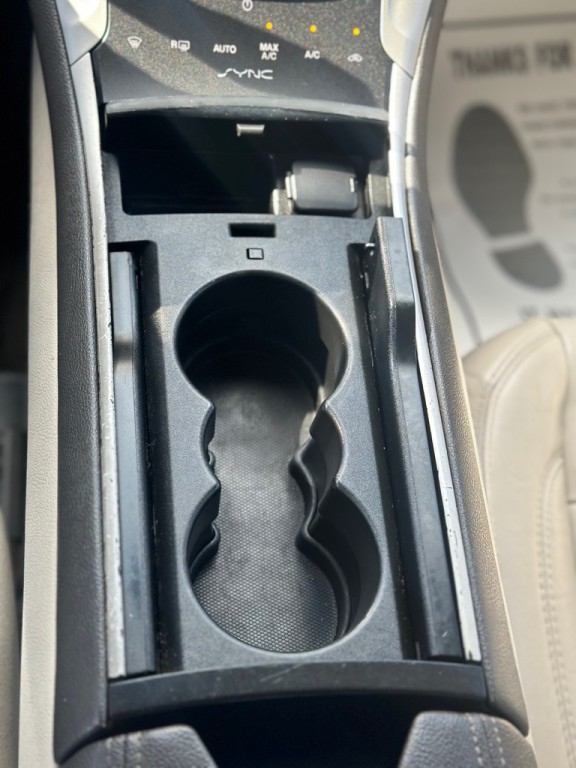 2016 Lincoln MKZ Image 15