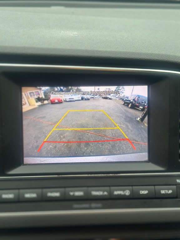 2018 Hyundai Elantra Image 9