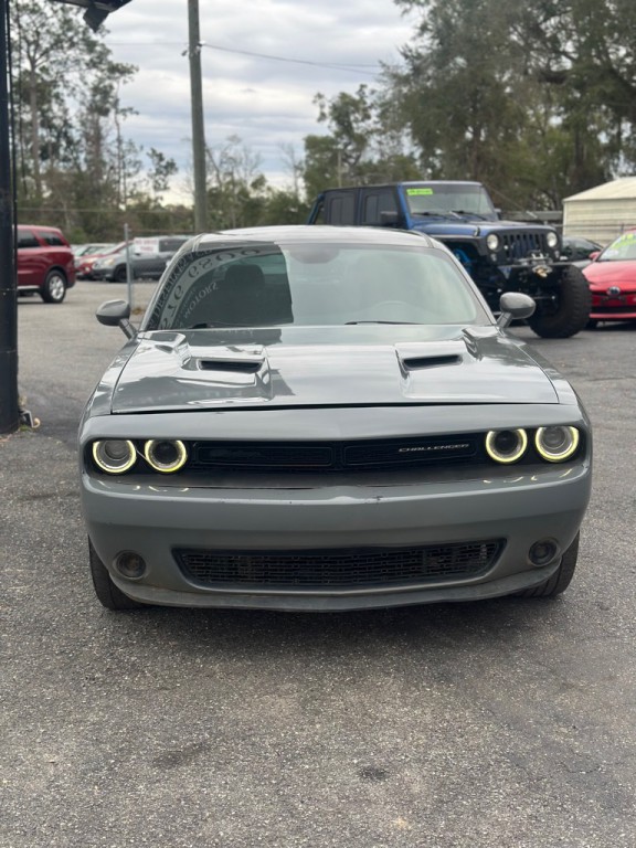 2017 Dodge Challenger Image 3