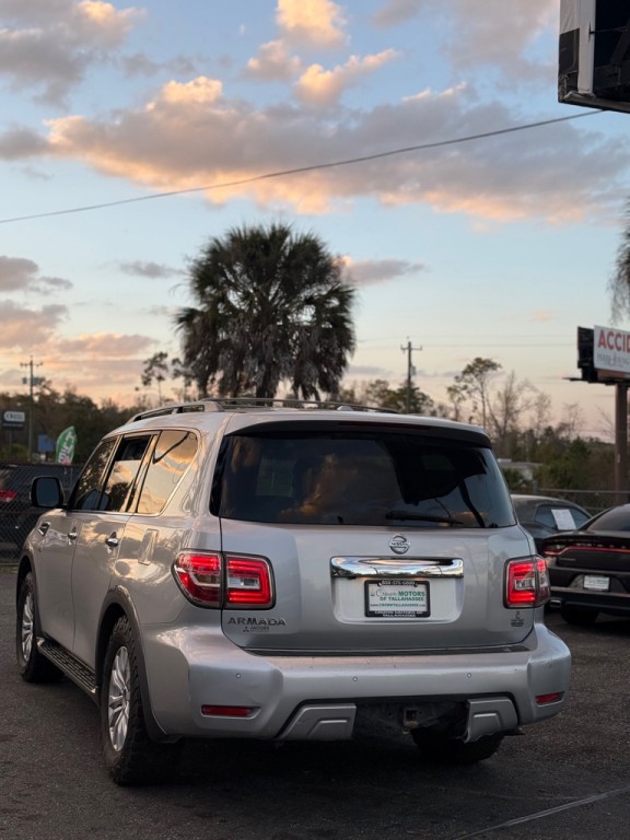 2017 Nissan Armada Image 5