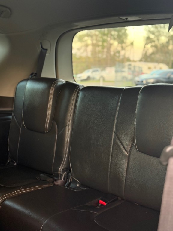 2017 Nissan Armada Image 6