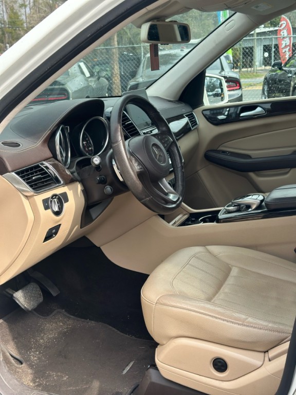 2017 Mercedes-Benz GLS-Class Image 6
