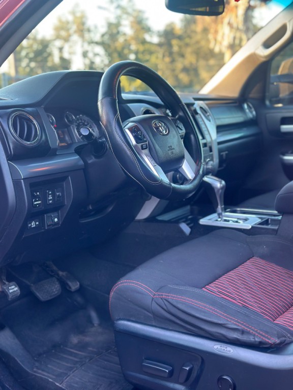 2008 Chrysler Town & Country Image 26