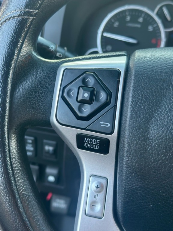 2008 Chrysler Town & Country Image 30