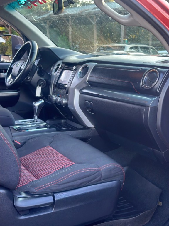 2008 Chrysler Town & Country Image 35