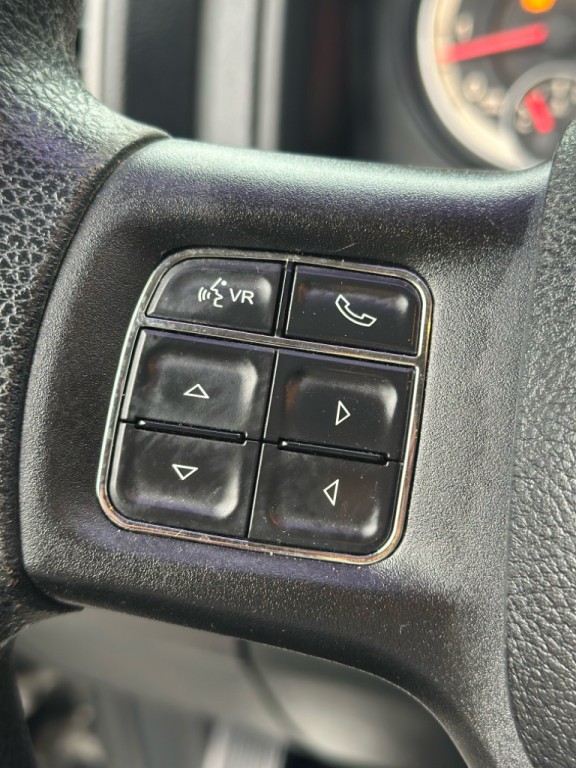 2014 RAM 1500 Image 12