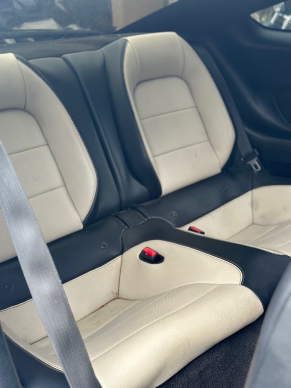 2017 Ford Mustang Image 22